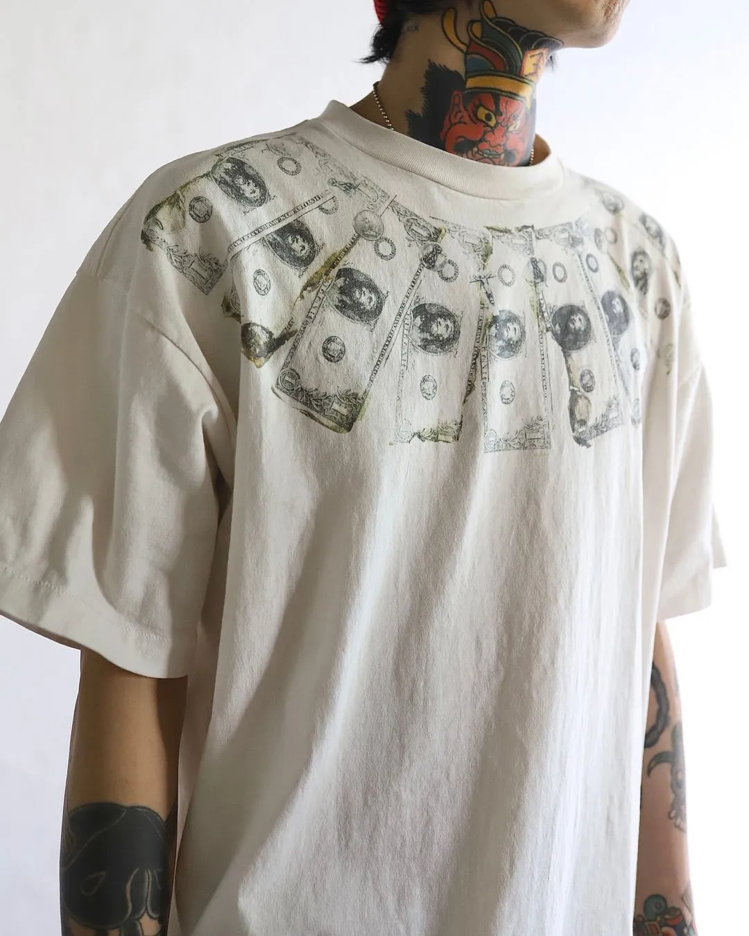SAINT Mxxxxxx MONEY TEE/WHT dollar necklace, retro short-sleeved, off-white S-XL, ready-to-wear, washed and distressed, authentic level printing, correct accessories/with little angel logo